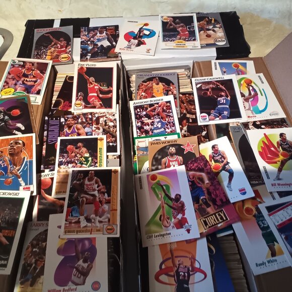 Basketball, baseball, and football cards. My childhood collection. 3 full boxes. - Picture 3 of 6